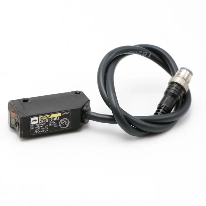 Ostatnia szansa Omron E3V3-T81-D-M3J Czujnik fotoelektryczny