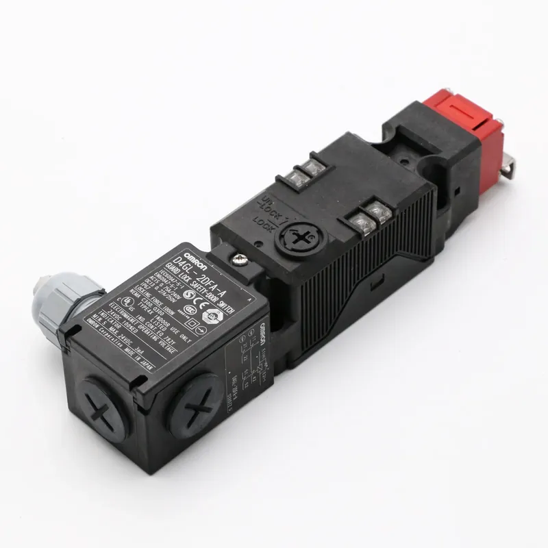 Premium Omron D4GL-2DFA-A Wyłącznik bezpieczeństwa/blokada (uchwyt mały)