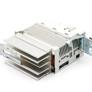 Autentyczny Lenze 8200 wektor E82EV251_2C Przetwornica częstotliwości ID: 13266346